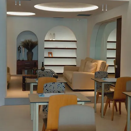 فندق La Grotta
